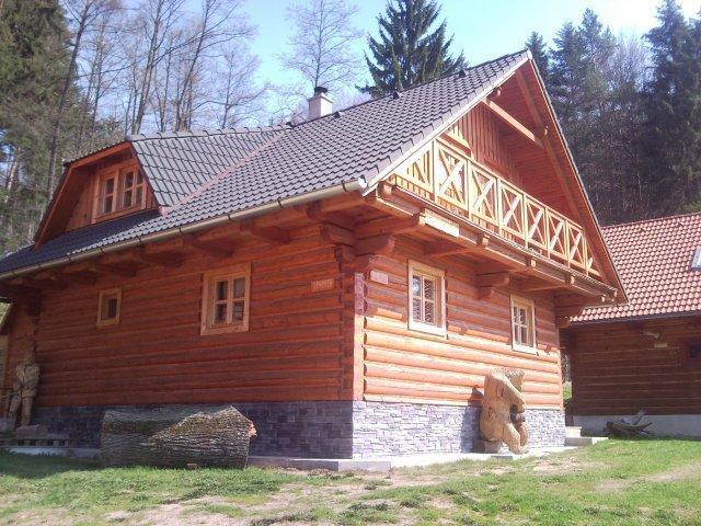 Chata Devena Valca Bilik gambar